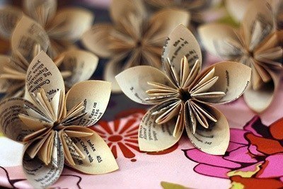 Blumen aus Papier basteln-dekoking.com
