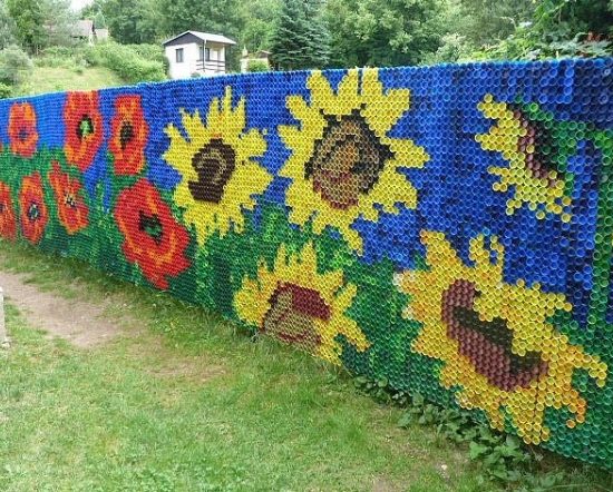 gartenzaun-aus-plastikflaschen-1