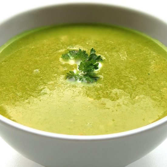 Kalte Gurkensuppe