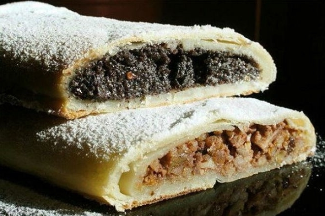 Käse-Strudel mit zwei Füllungen
