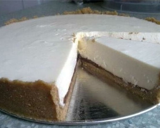 Käsequark-Torte mit Schokoladenboden